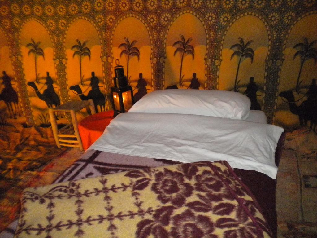Merzouga Activities Camp Bilik gambar